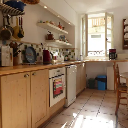 Maison Des Remparts Nichee Sous La Cite Casa de Férias Carcassonne