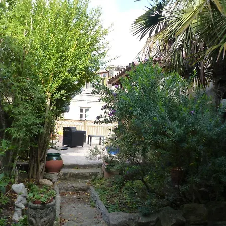 Maison Des Remparts Nichee Sous La Cite Casa de Férias *