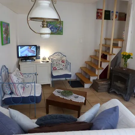 Maison Des Remparts Nichee Sous La Cite Casa de Férias Carcassonne