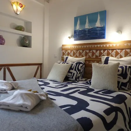 Maison Des Remparts Nichee Sous La Cite Holiday home *