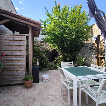 Maison Des Remparts Nichee Sous La Cite Casa de Férias Carcassonne