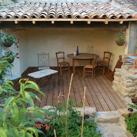 Maison Des Remparts Nichee Sous La Cite Holiday home *