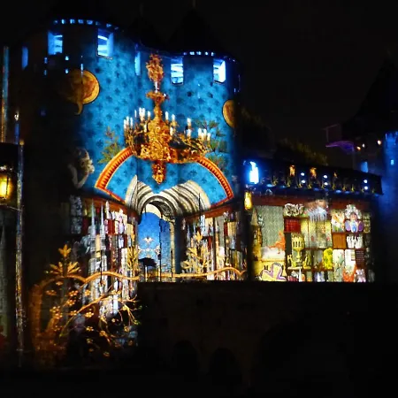 Maison Des Remparts Nichee Sous La Cite Holiday home Carcassonne