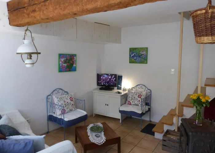 Maison Des Remparts Nichée Sous La Cité Сasa de vacaciones *